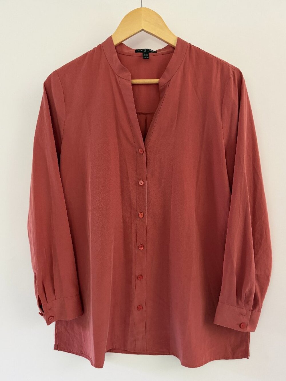 EILEEN FISHER Lagenlook Mandarin Collar V Neck Button Up